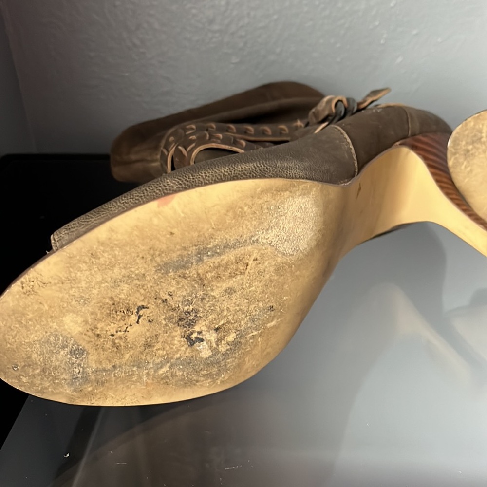 Guess Boots - Picture 5 of 5